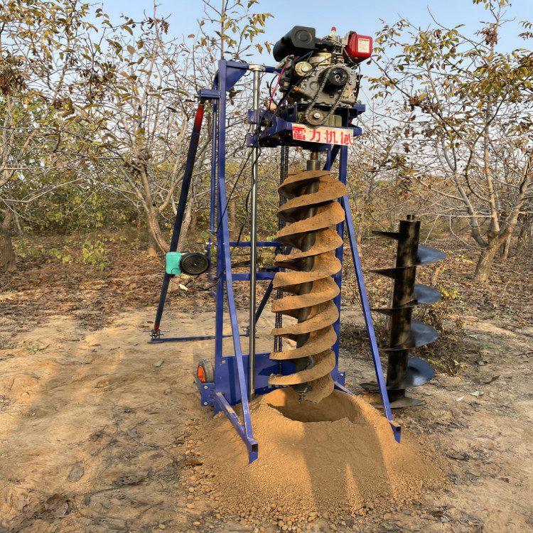 路灯杆圆型挖坑打洞机：路灯杆圆型挖坑打洞机的使用体验如何？-河南雷力机械制造有限公司