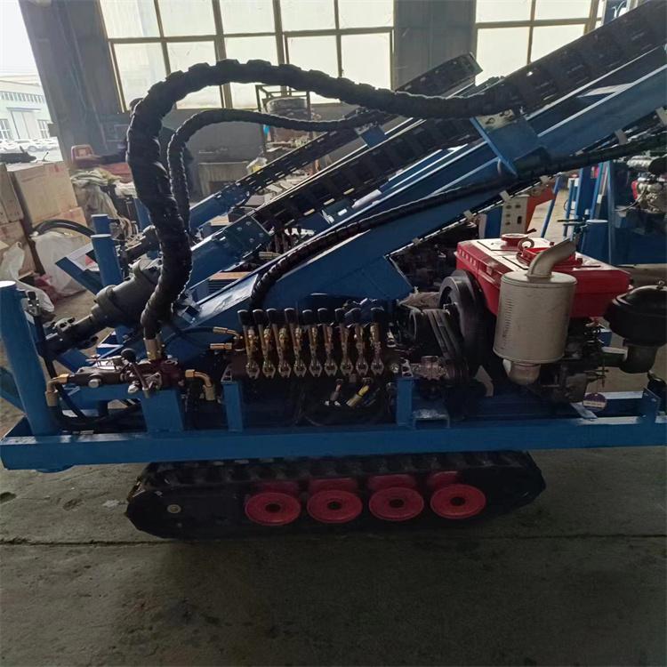 履带式潜孔钻怎么选?这些技巧帮你轻松选购!-河南雷力机械制造有限公司