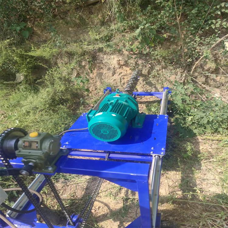 庭院履带光伏桩打桩机:庭院施工首选!-河南雷力机械制造有限公司