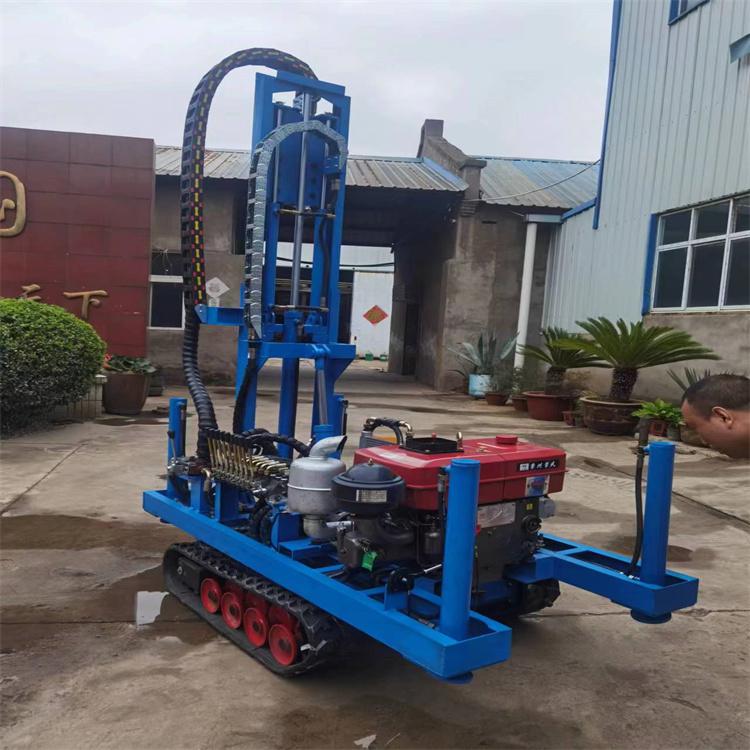 光伏电站建设过程中,光伏打桩机的使用是必不可少的-河南雷力机械制造有限公司