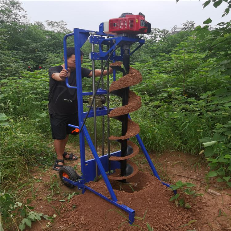 光伏支架螺旋桩植入设备:高效光伏支架安装工具,螺旋桩植入快速稳固-河南雷力机械制造有限公司