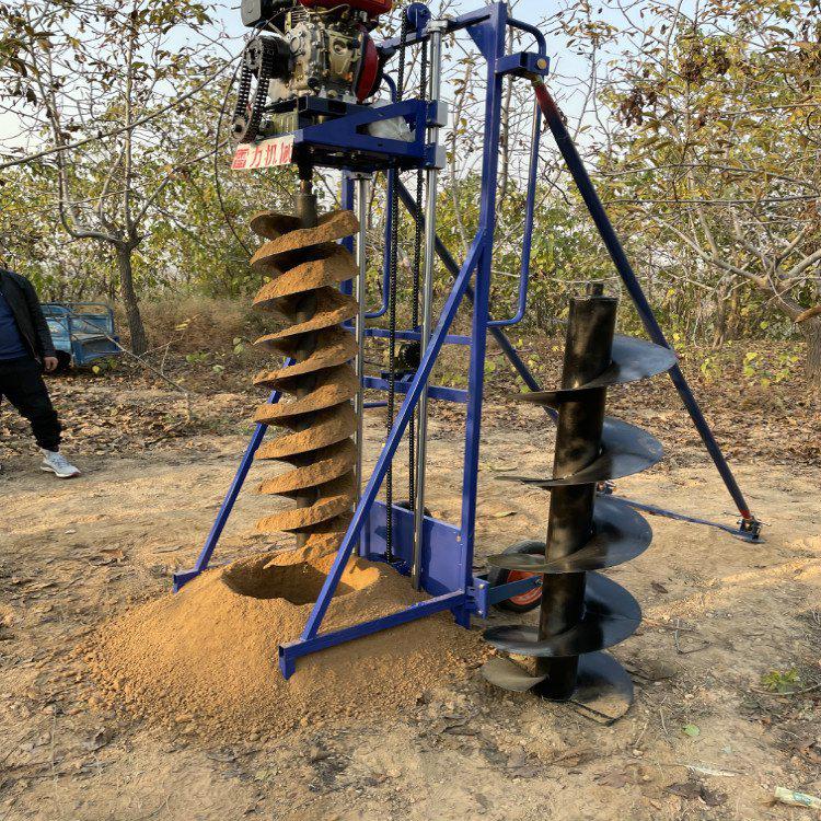 地螺丝打桩机在光伏项目中的作用与效果分析-河南雷力机械制造有限公司