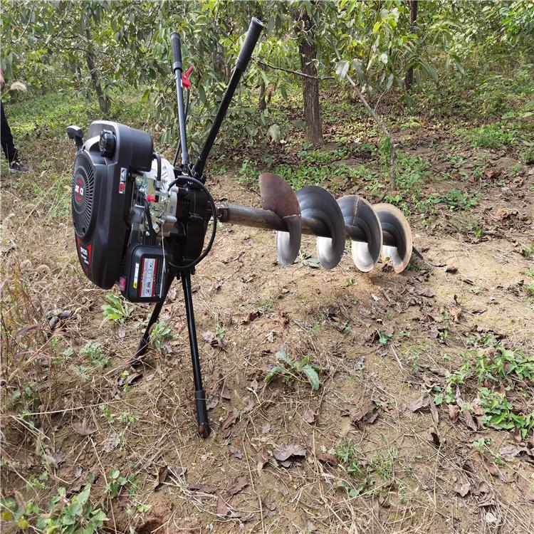 小型管桩清理机-小型管桩清理机对桩芯泥土的清理效率分析-河南雷力机械制造有限公司