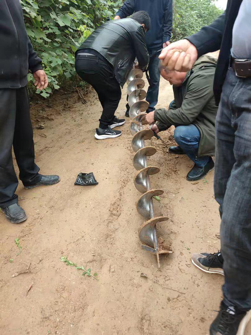 小型掏桩取土机在建筑施工中的应用场景分析-河南雷力机械制造有限公司