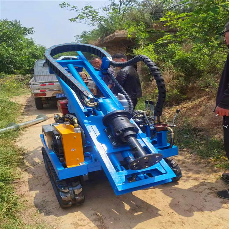 履带光伏打桩机的优势及适用场景介绍-河南雷力机械制造有限公司