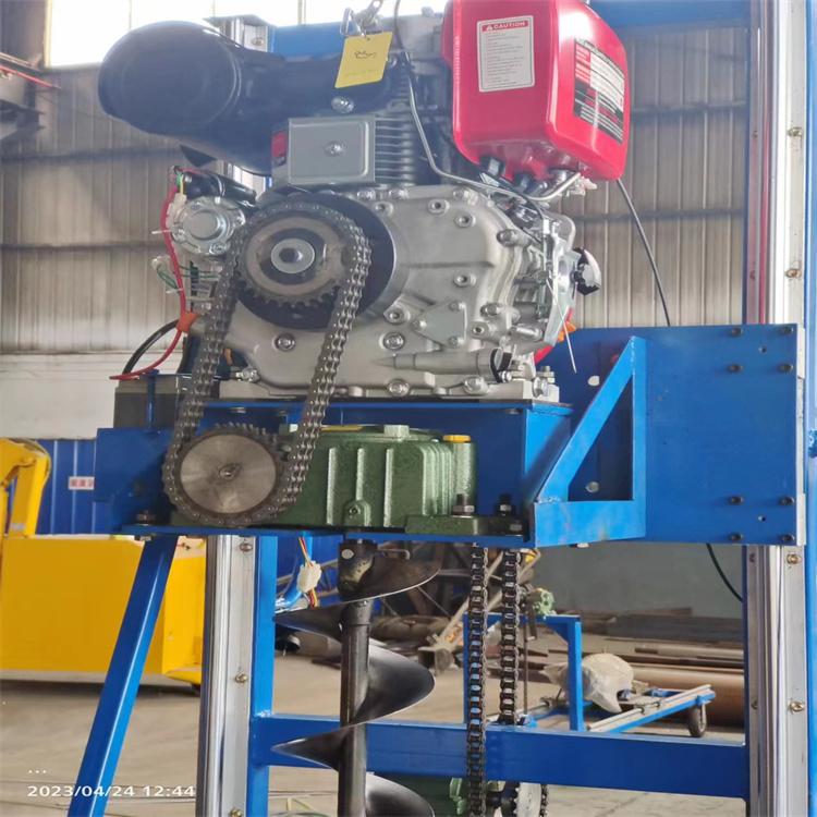 光伏发电打桩机：节省成本，提高效率的好伙伴-河南雷力机械制造有限公司