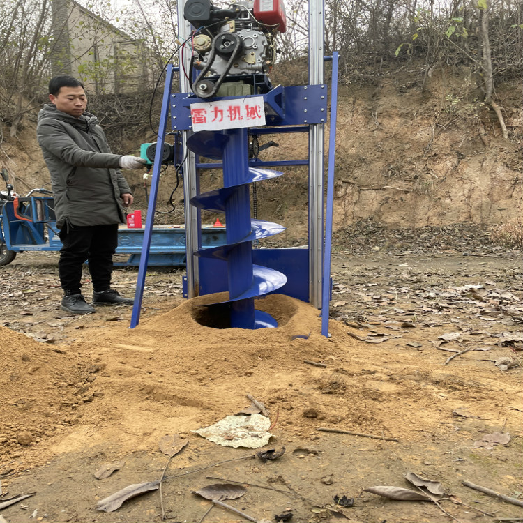 自动旋坑机柴油土地打洞精锐器具-河南雷力机械制造有限公司