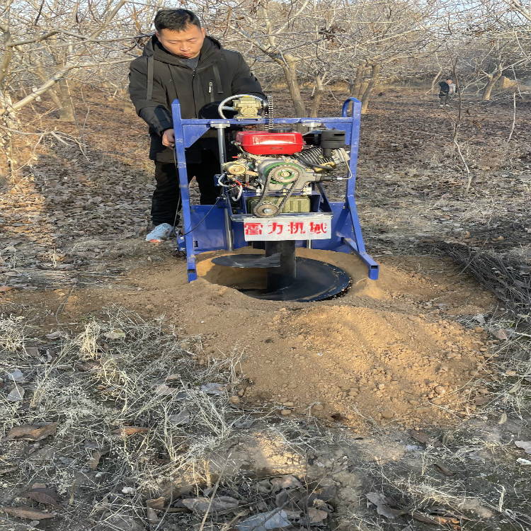 栽电杆打洞机器有长有短-河南雷力机械制造有限公司