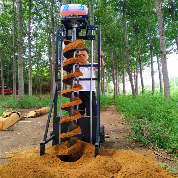 立式螺旋打桩机角度依据作业用途为您量制-河南雷力机械制造有限公司
