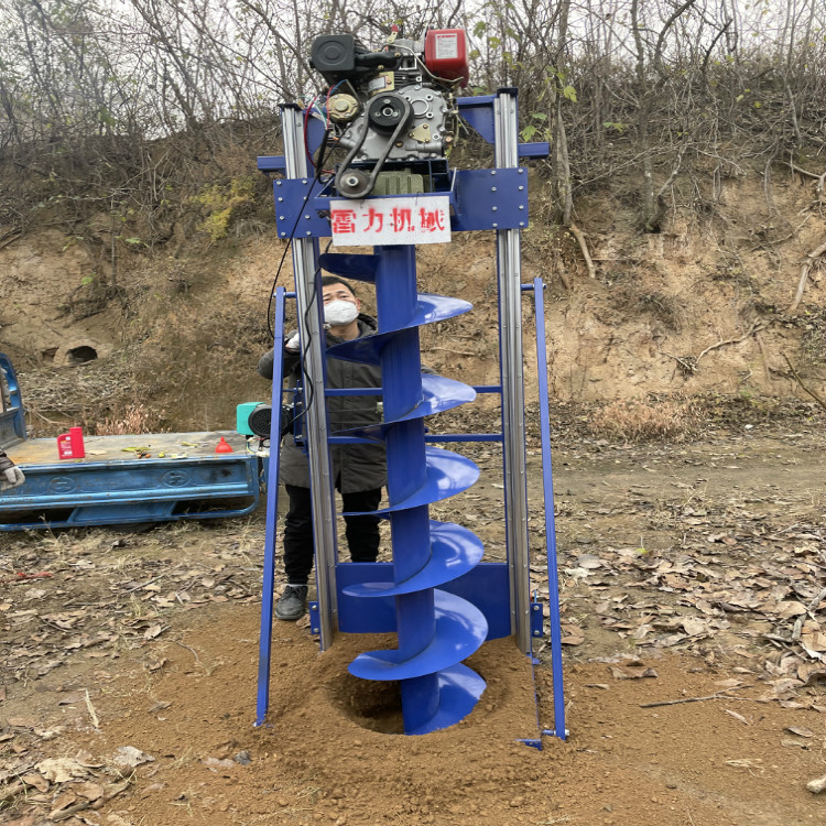 自动电线杆挖坑机打洞不停歇-河南雷力机械制造有限公司