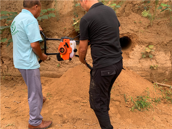 小型钻孔机为护坡打洞神器-河南雷力机械制造有限公司